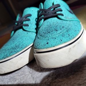 Nike SB Janoski Skate Shoes *like new*
